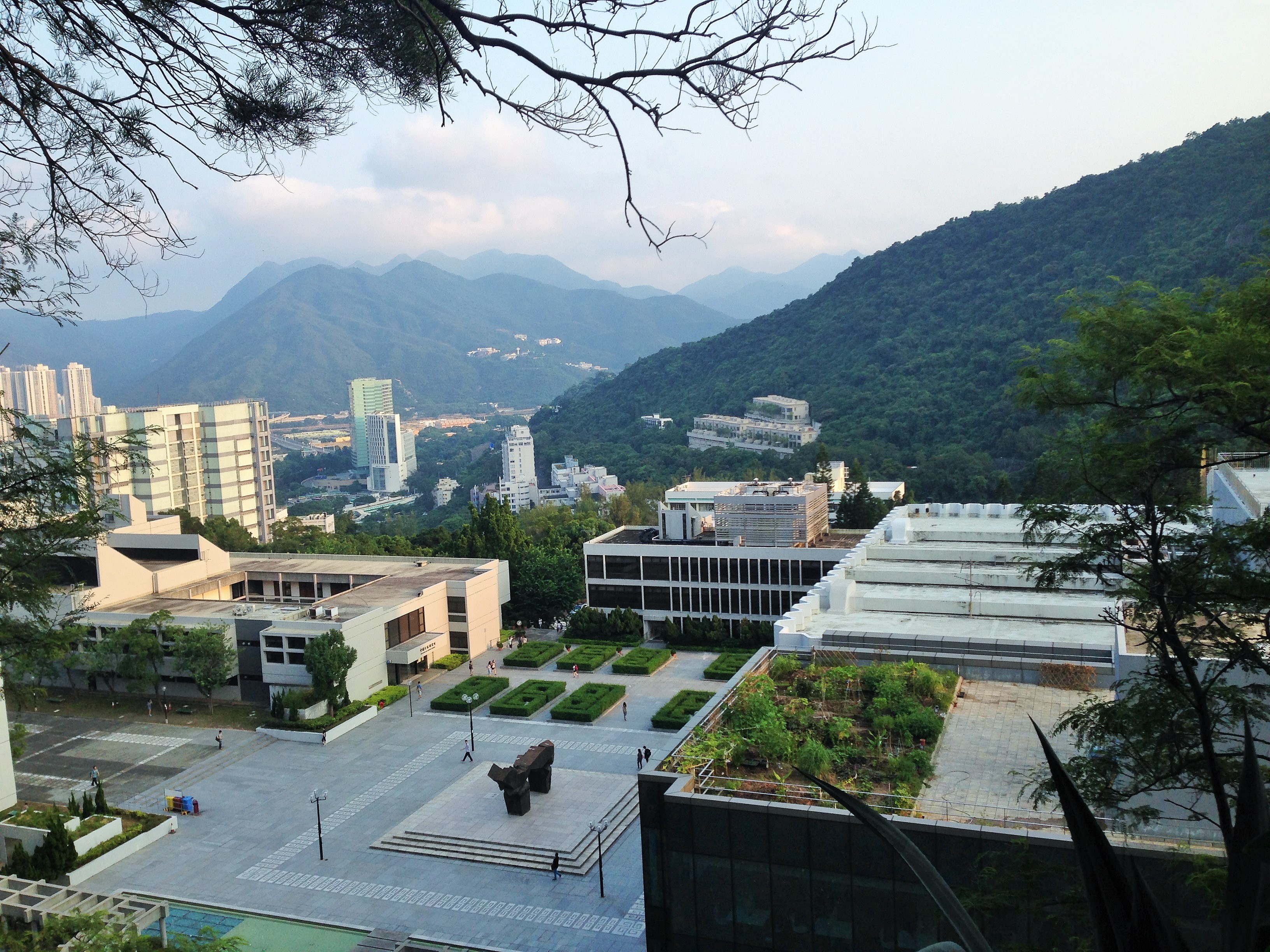 The Chinese university of Hong Kong L'auberge hongkongaise