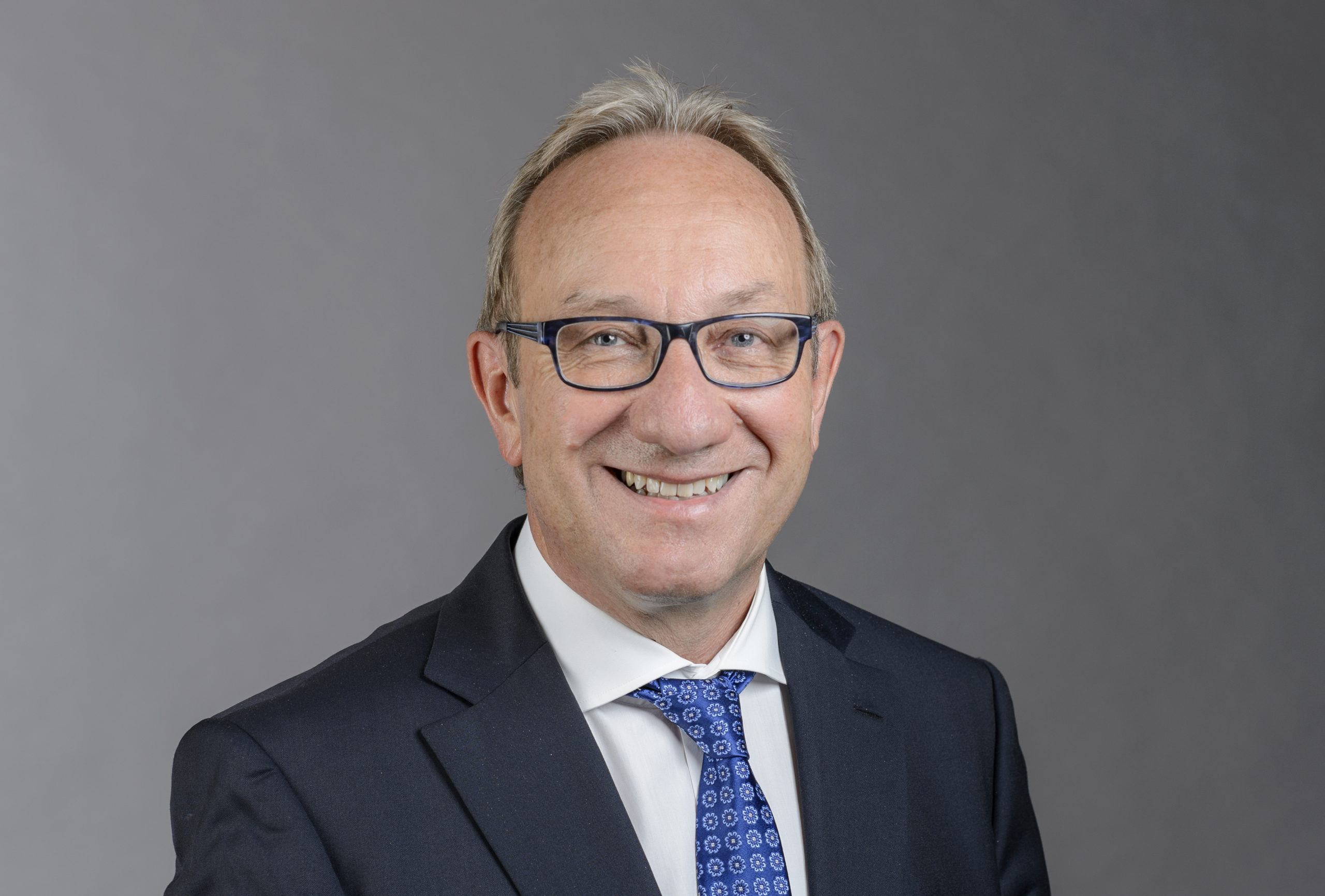 Martin Page 2 Politique étrangère assez des apprentis sorciers