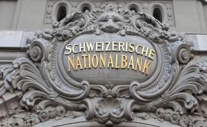 La Banque Nationale Suisse investit dans les Banques de Schiste