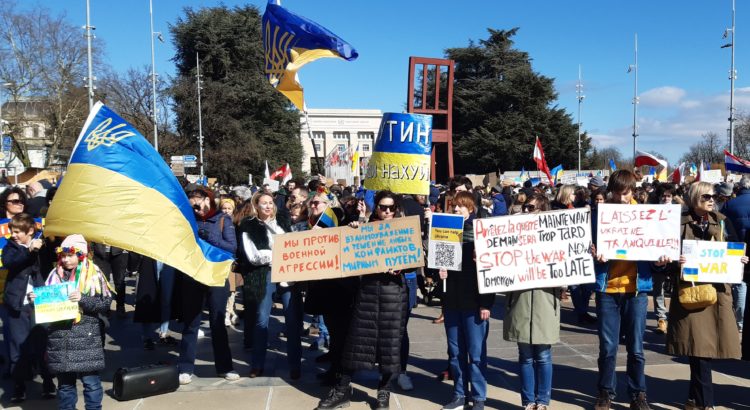 Manifestation contre l'agression russe en Ukraine devant l'ONU à Genève le 23 février