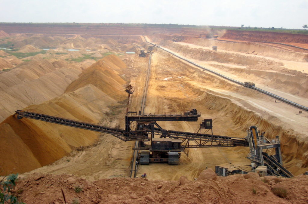 Exploitation minière de phosphates au Togo (Alexandra Pugachevsky).